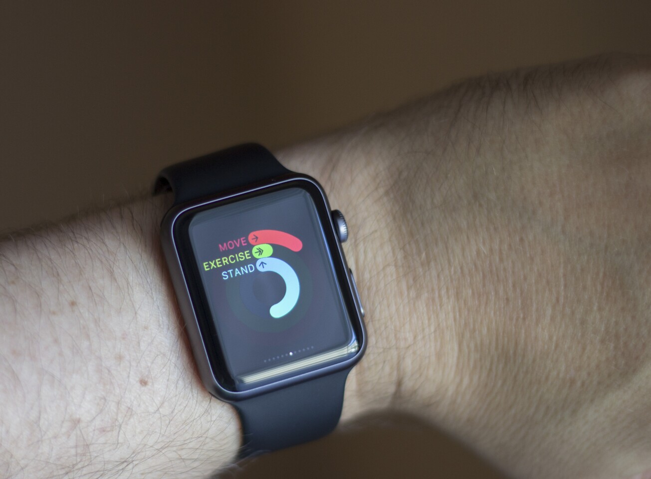 Apple's three-ringed approach to glanceable fitness data (Photo: Will Shanklin/Gizmag.com)