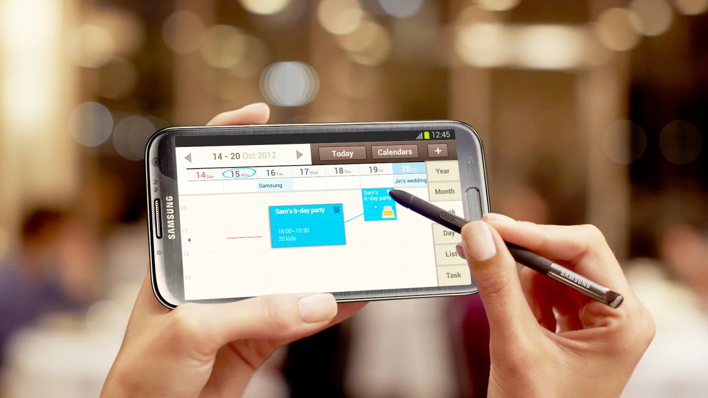 The Note has some cool stylus-integrated software features