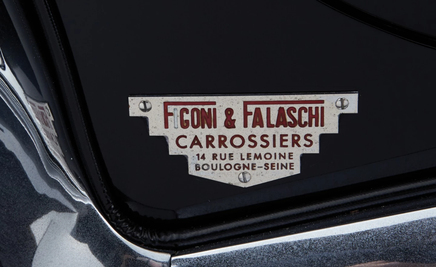 One of 14 extant 'Goutte d'Eau' Talbot-Lagos built by Paris-based Italian automotive couturier Giuseppe Figoni, this 1937 Talbot-Lago T150-C SS will be auctioned on May 27, 2017 at Villa Erba in Italy by RM-Sotheby's.