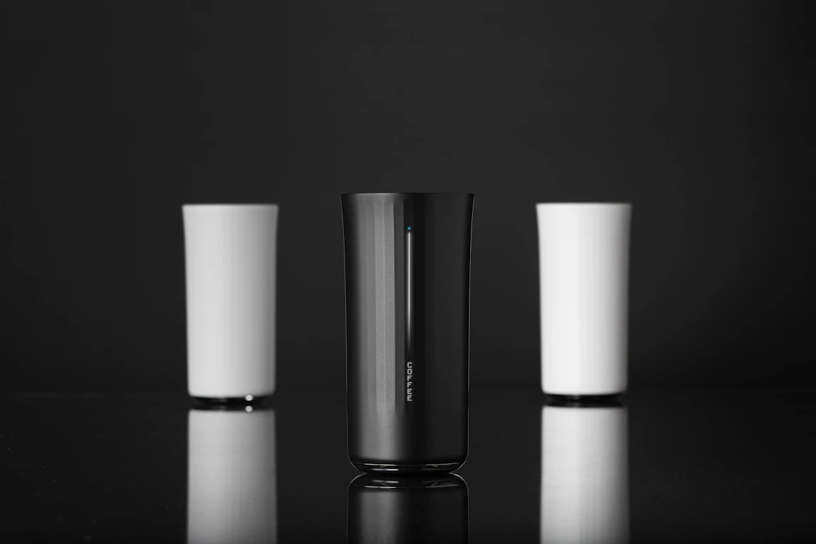 Vessyl works with a companion smartphone app for iOS and Android