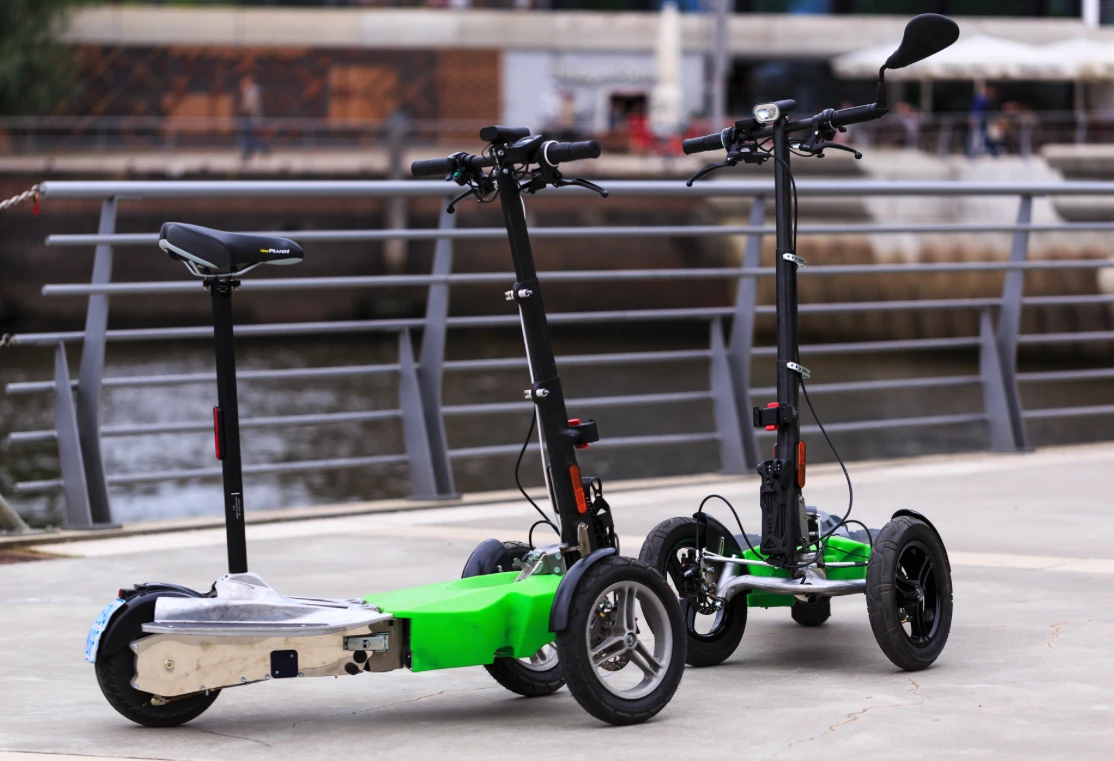 The Scuddy can be ridden in seated or standing positions