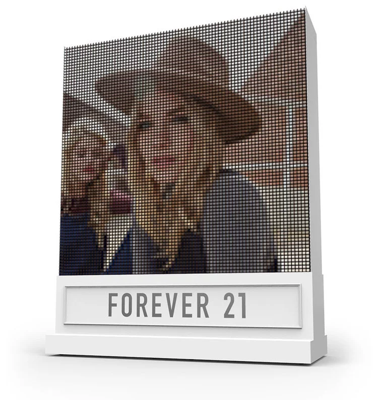 F21 Thread Screen was created to promote clothing brand Forever 21