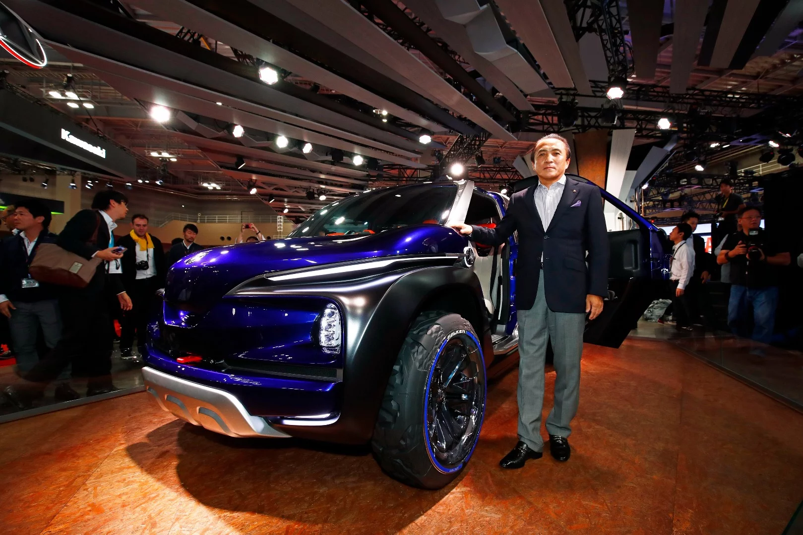 Yamaha debuts the Cross Hub Concept at the 2017 Tokyo Motor Show