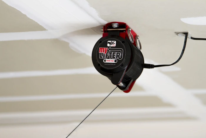 The iPhone-controlled myLIFTER lifting device