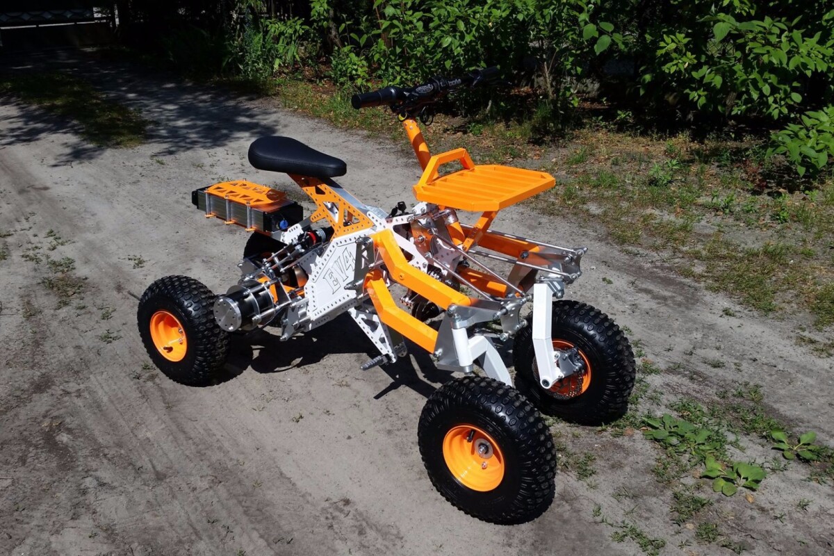 Tilting electric quad gets menacing off-road big brother