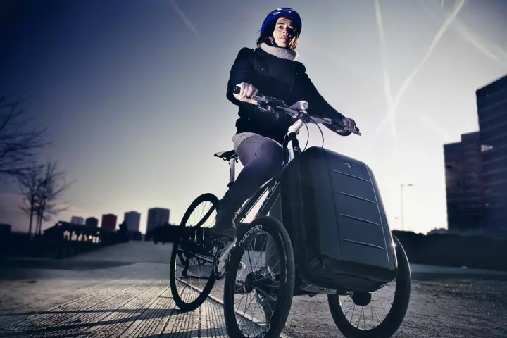 The Noomad with hard trolley