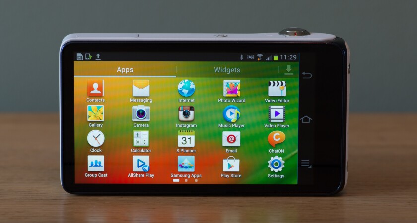 Because the Samsung Galaxy Camera is powered by Android, it's capable of running many of the apps in the Google Play store