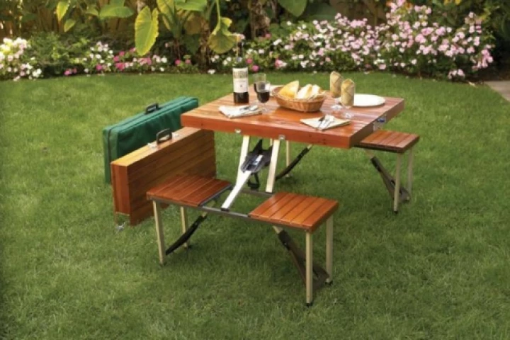 Pack and Go Picnic Table