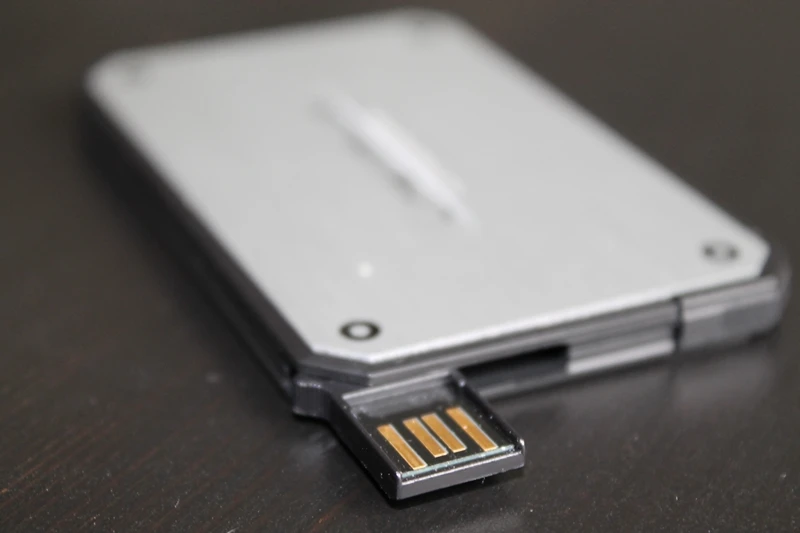 The USB connector is sturdy