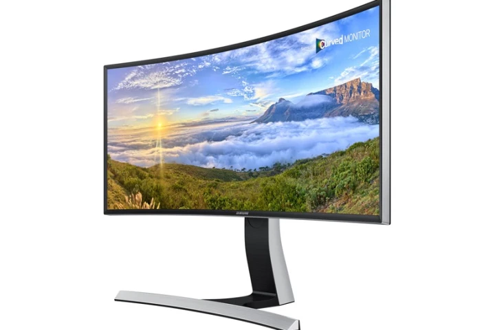 Samsung's new ultra-wide, curved SE790C monitor