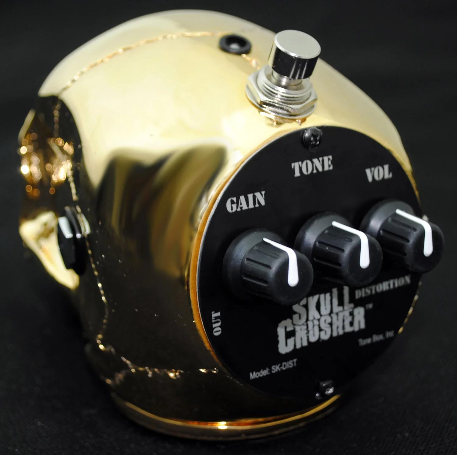The rear of the new Skull Crusher with gain, tone and volume controls