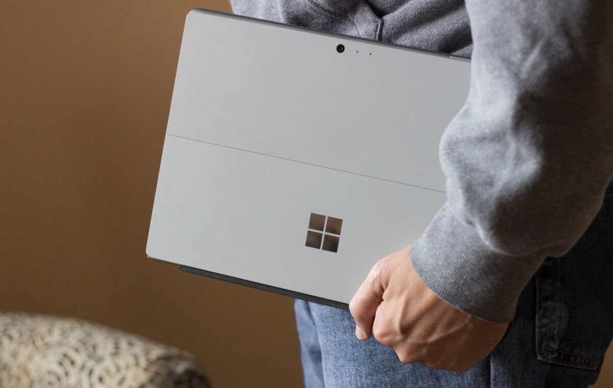 The Surface Pro 4 is a bigger and beefier product, but also lets you use desktop apps