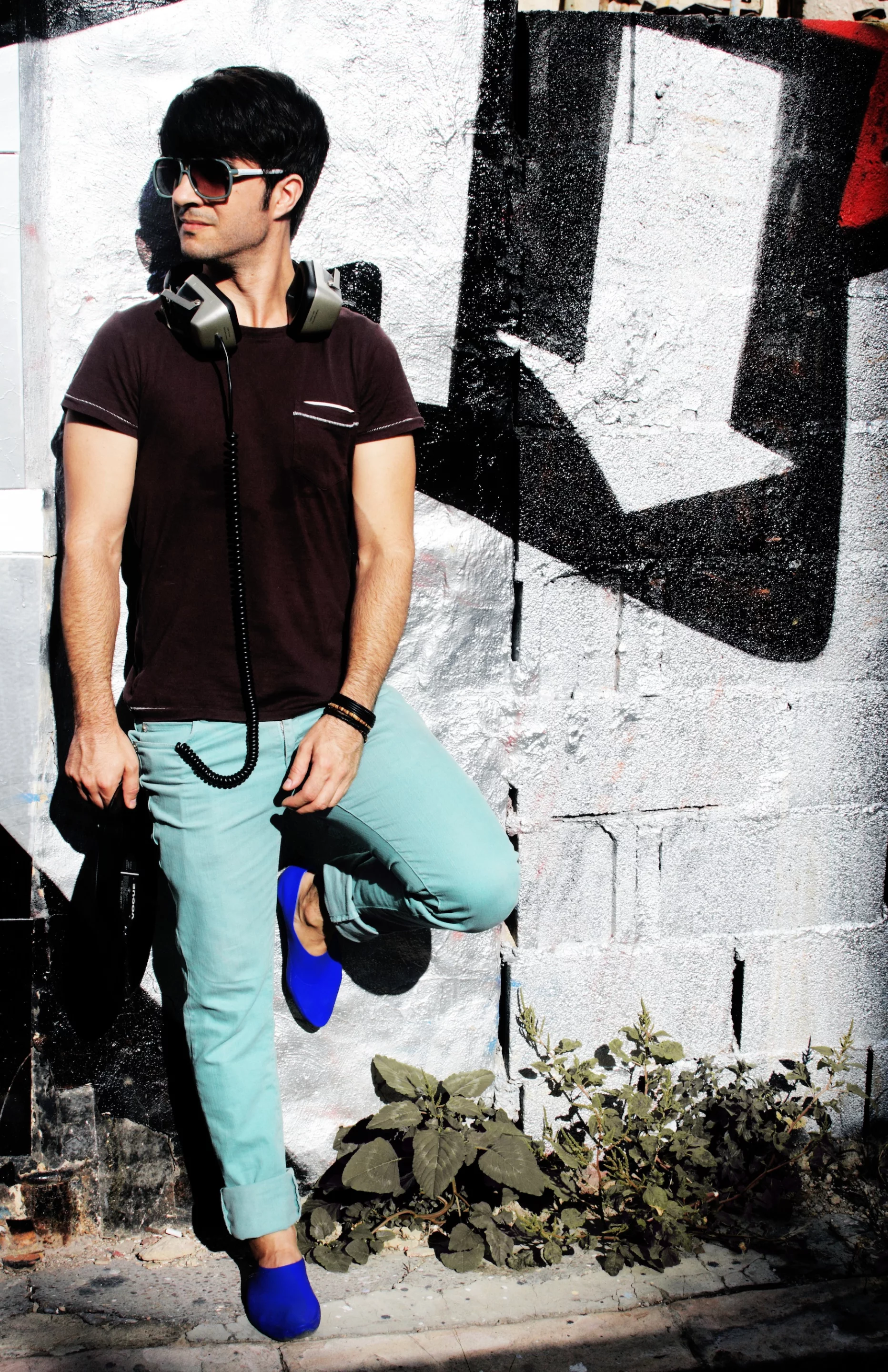 O1M shoes are a light, biodegradable and inexpensive choice for barefoot enthusiasts