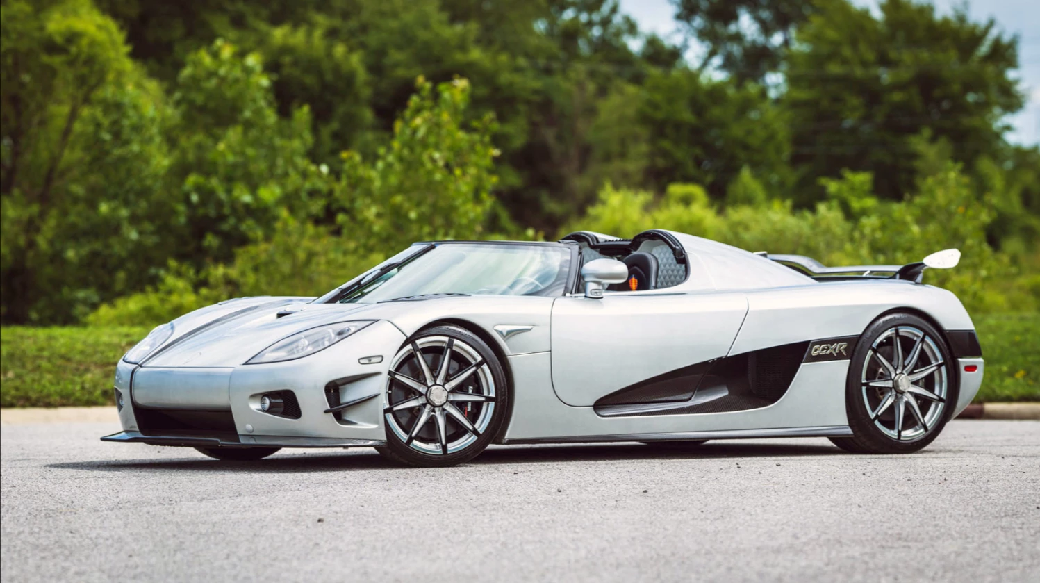 One of only two built, this 2010 Koenigsegg CCXR Trevita was made for undefeated boxing champion Floyd Mayweather. The fine detail of the awesome specification of this vehicle in the auction description are worth reading. Estimated to sell for between $2,700,000 and $3,000,000, this car has a top speed of more than 250 mph | 400+ km/h Official Auction Page