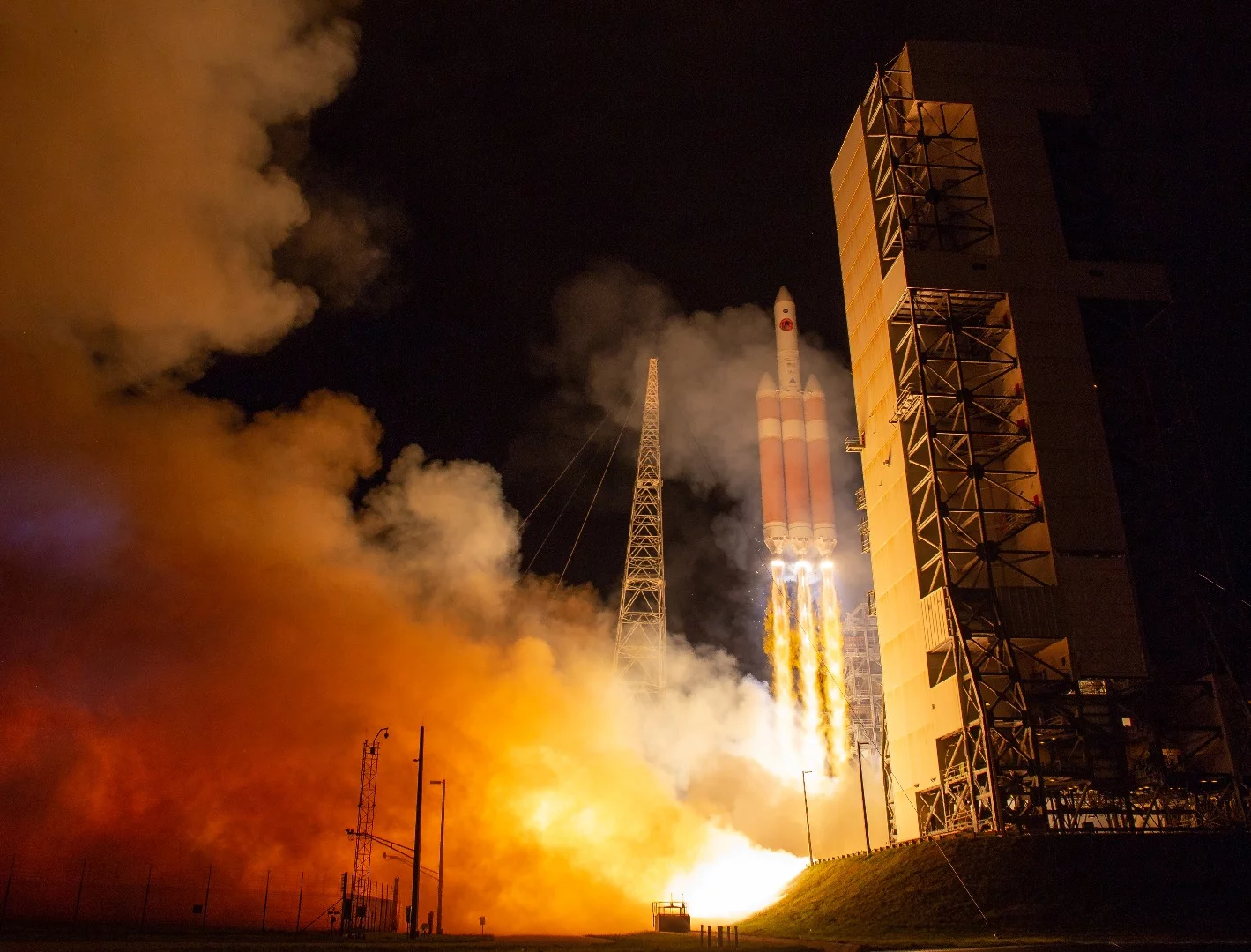 The Solar Parker Probe lifts off from Cape Canaveral