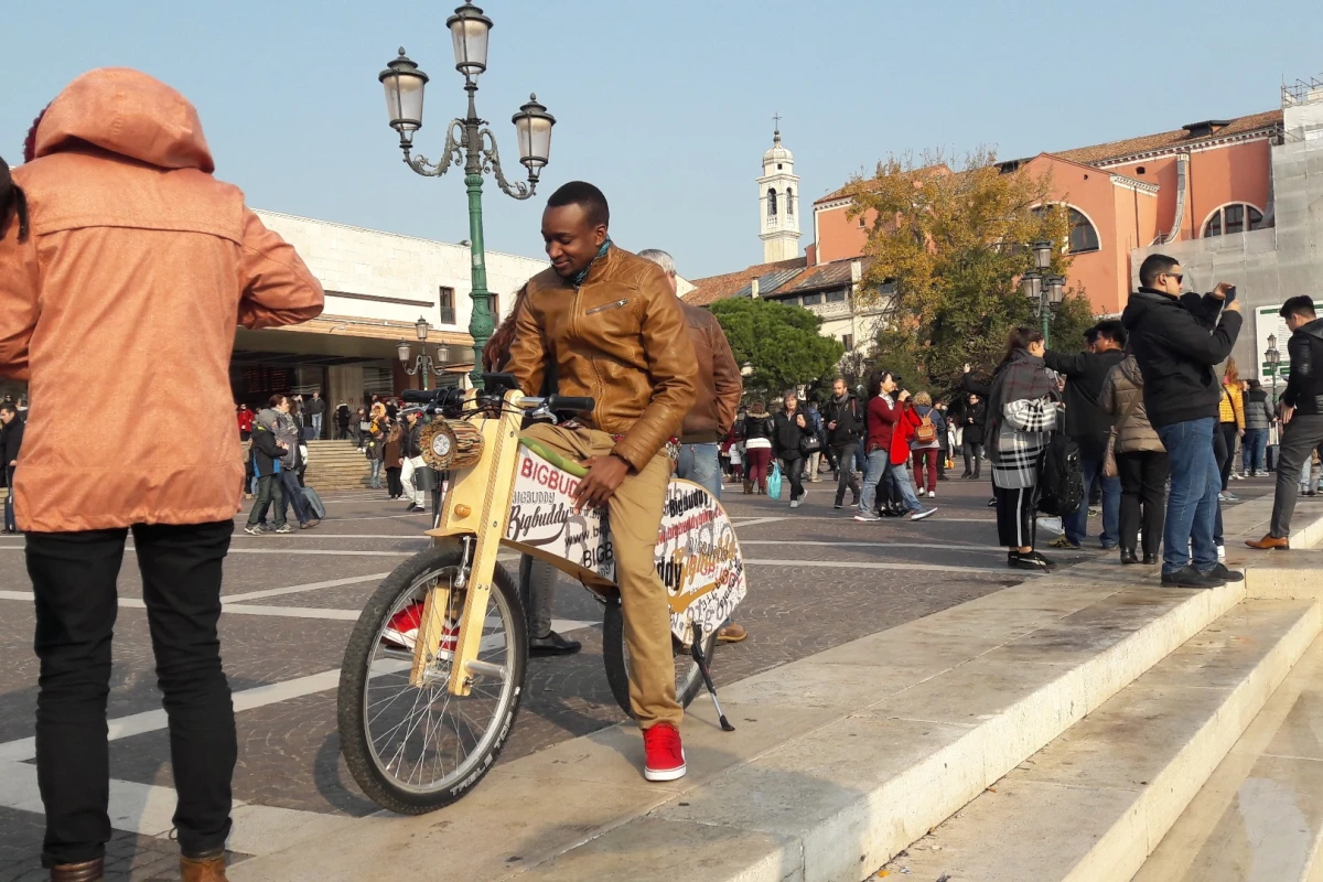 The Big Buddy Bike was created by designers Matej Grmek and David Ličen