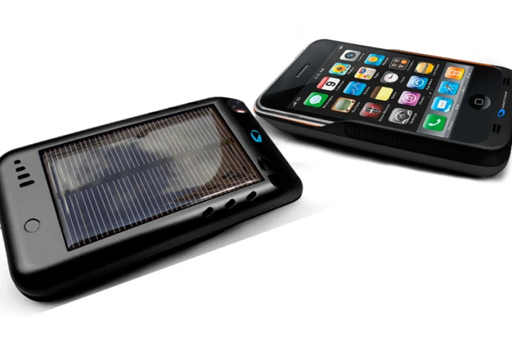 Solar Surge - a sunny solution to iPhone charging