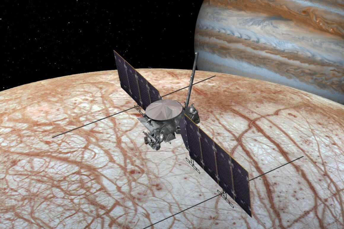 Artist's impression of the Europa Clipper