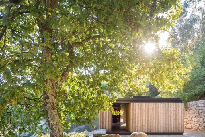 Pavilion House was created as an idyllic guest home in Portugal