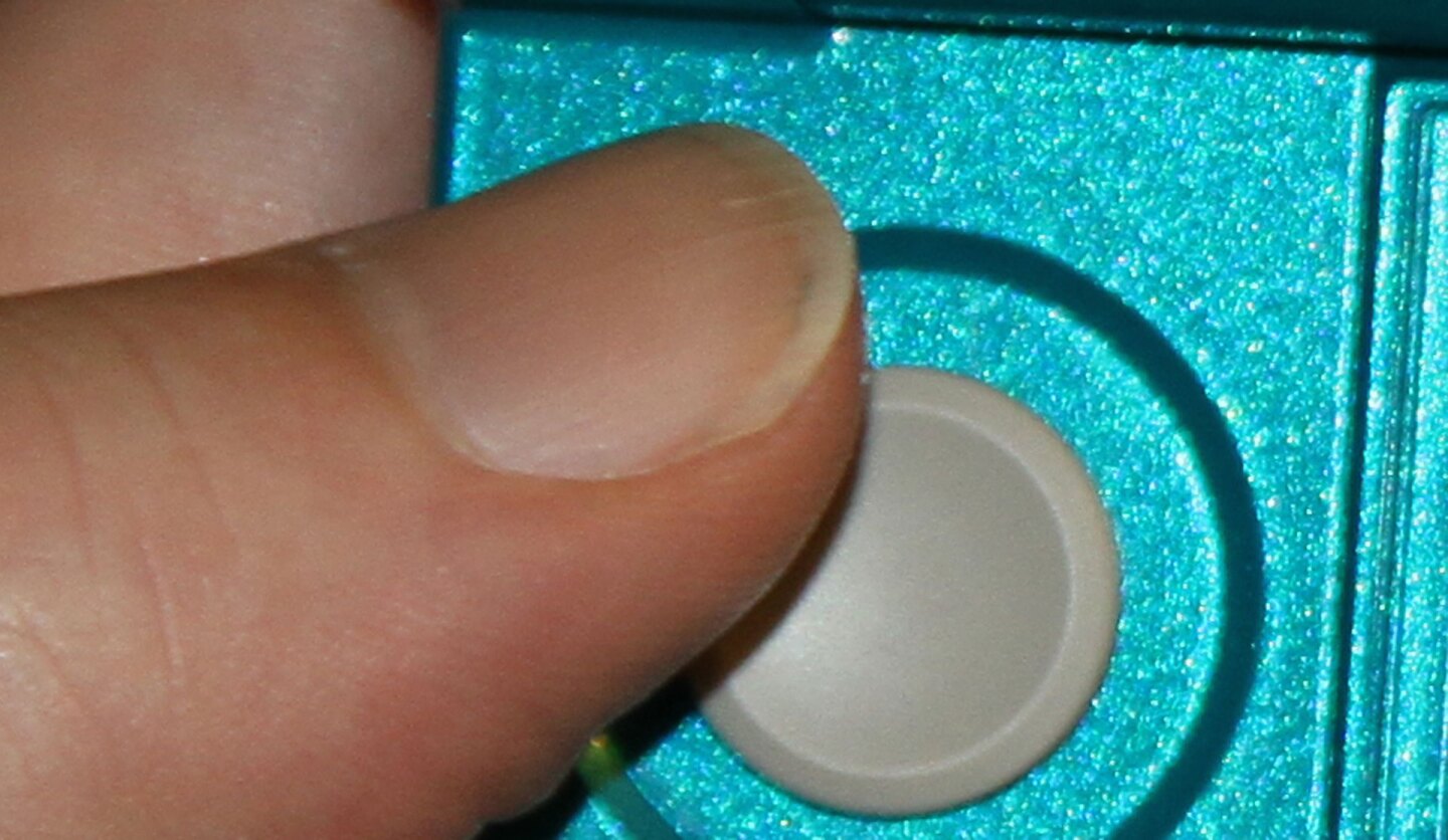 The circle pad nicely and fills the role of a thumbstick