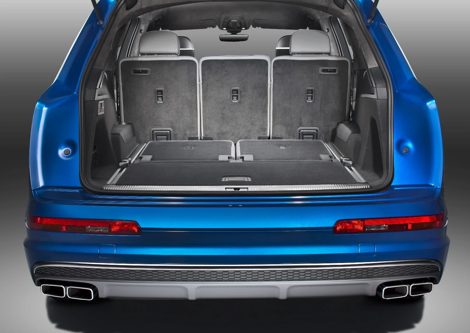 With so much torque, you could load this to the brim with cement or lead and the Q7 would still handle it