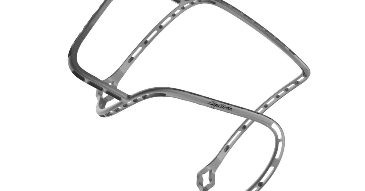 3D-printed titanium Superleggero may be the world’s priciest bottle cage 3D-printed titanium Superleggero may be the world’s priciest bottle cage