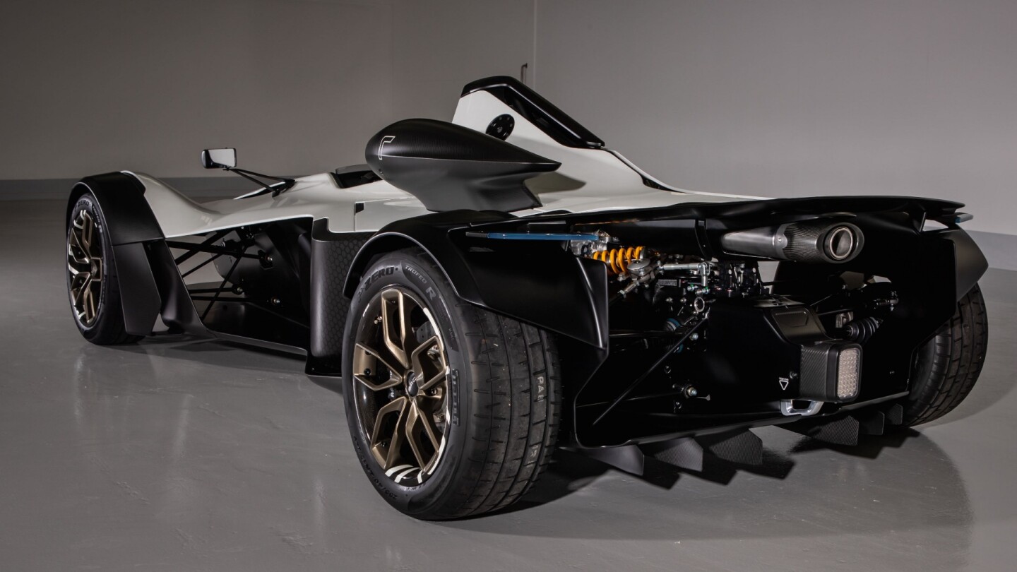 The BAC Mono R has a sharper-nosed, 25mm longer, 20mm lower and generally more aerodynamic body than its predecessor