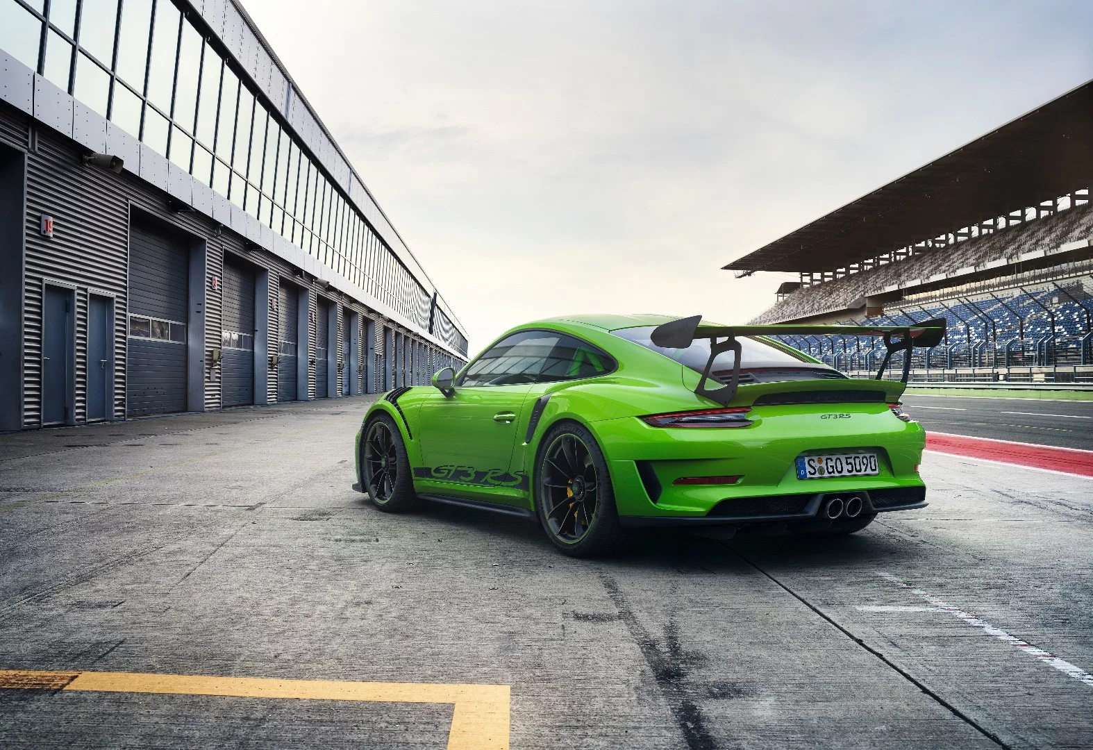 2018 Porsche 911 GT3 RS: 0.2 seconds quicker to 60 mph than the GT3. So there.