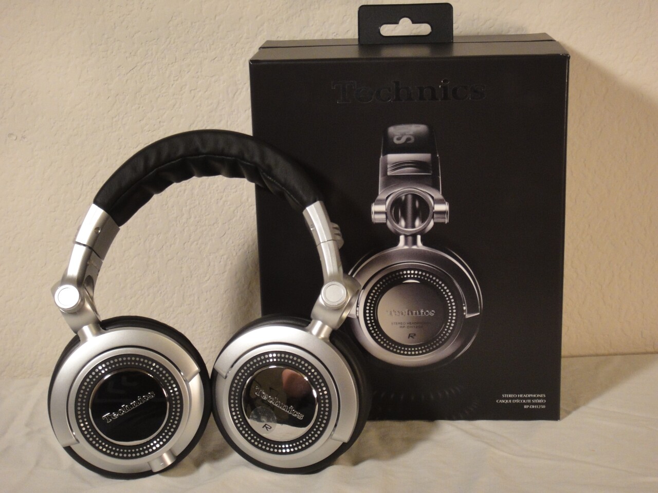 Review Technics RPDH1250 Headphones from Panasonic