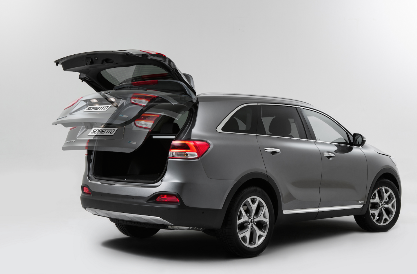The Sorento also can be specced with an auto-tailgate