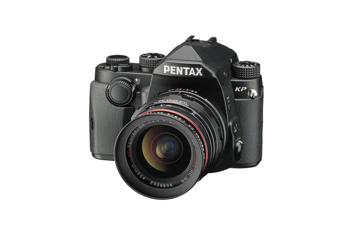 Compact Pentax KP DSLR shoots at ISO 819,200