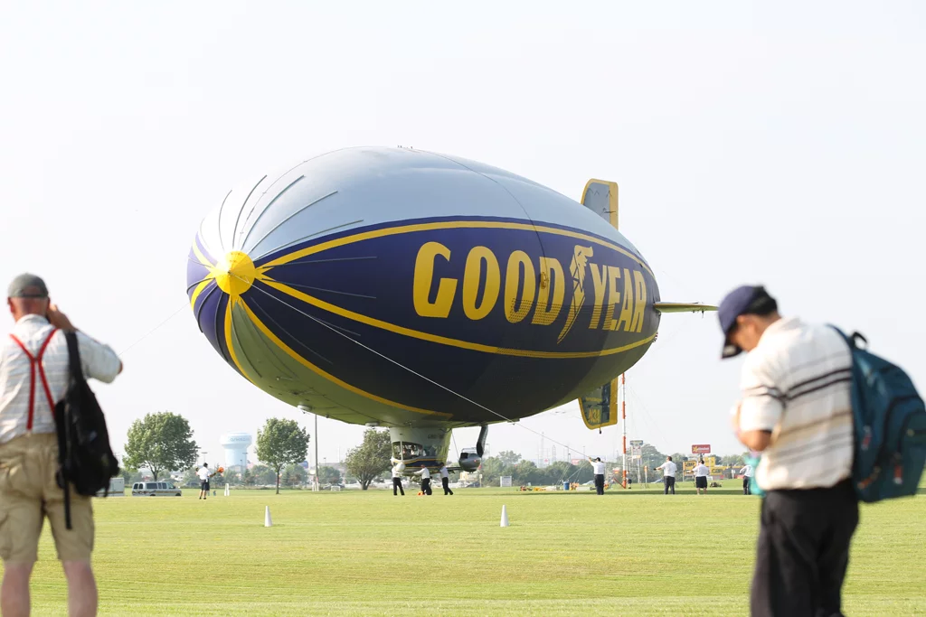 Goodyear Blimp arrives (Photo: Dan Luft)