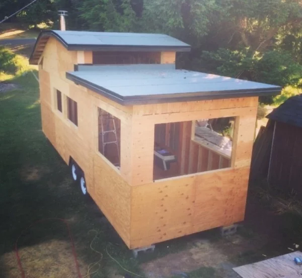 Constructing the Curved 260 Micro Home