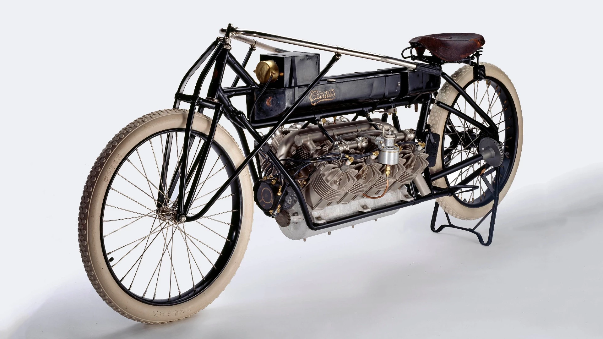 Curtiss installed one of his 4000cc V8 aircraft engines into a motorcycle and blew all competitors into the weeds with a run of 136.27 mph on 24 January 1907