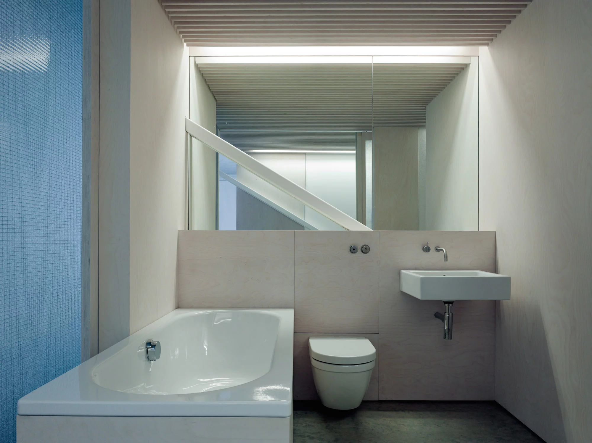 The property contains a 2,700-liter (713 US gallon) rainwater harvesting tank, and solar panels