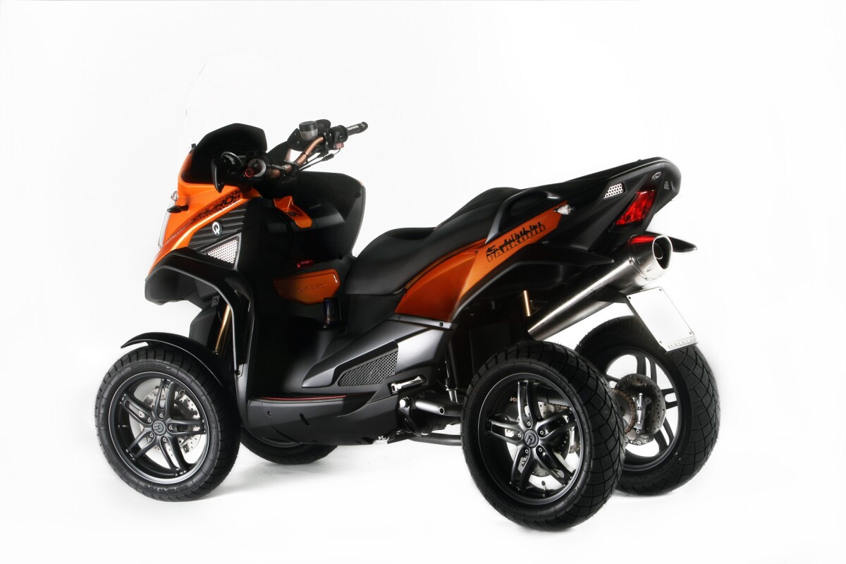 The Quadro 4D Parkour - an off-road focused tilting 4-wheeler.