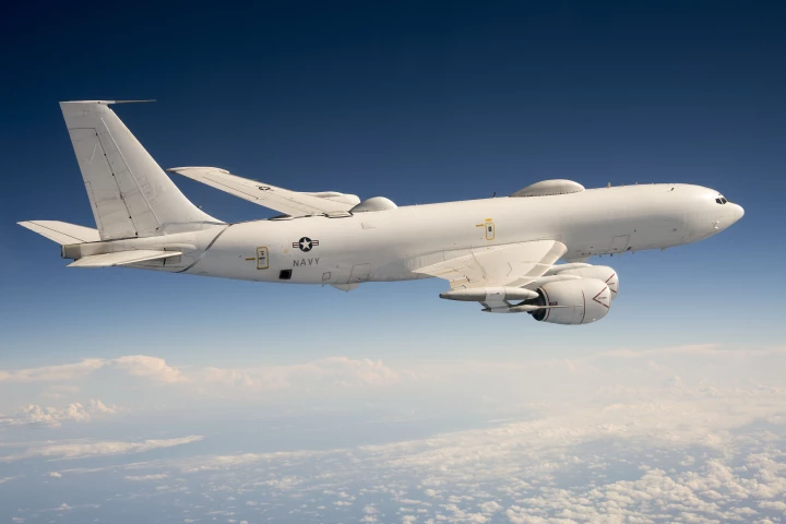 US Navy E-6B Mercury flying command center