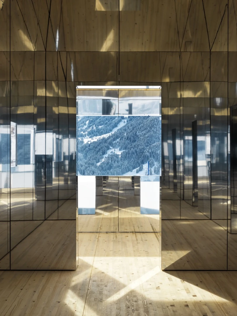 "As Mirage Gstaad pulls the landscape in and reflects it back out, this classic one-story suburban house becomes a framing device, a perceptual echo-chamber endlessly bouncing between the dream of nature as pure uninhabited state and the pursuit of its conquest," says the press release