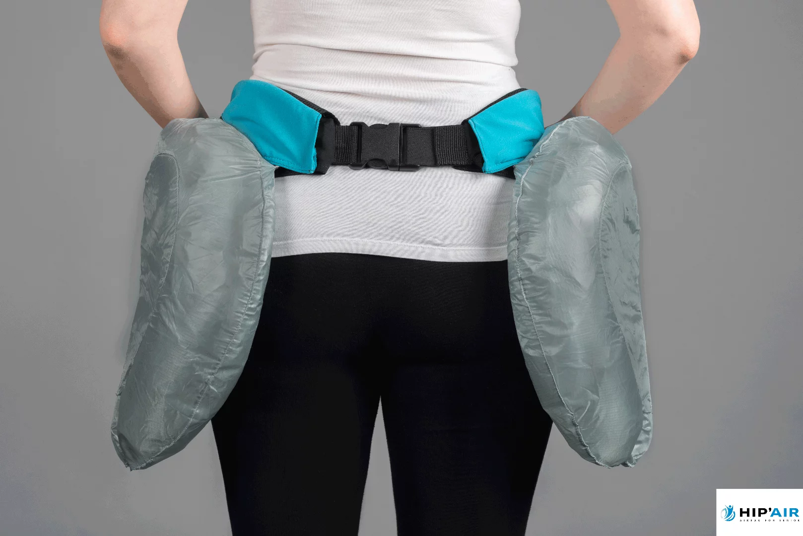 The Helite Hip'Air protecting hips with air bags