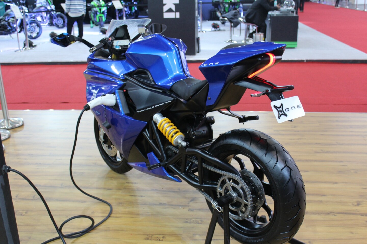 Electric Sports Bike >> Sub 10k Emflux One Electric Sportsbike Makes Some Mighty Claims Electric Sports Bike >> Sub 10k Emflux One Electric Sportsbike Makes Some Mighty Claims