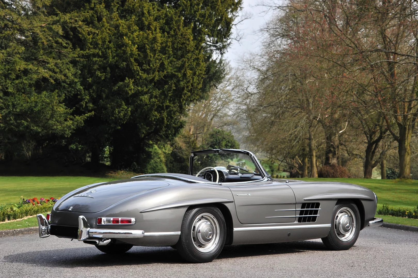 This 1958 Mercedes-Benz 300 SL Roadster is estimated to fetch between €850,000 and €1,100,000. Photo: Tim Scott