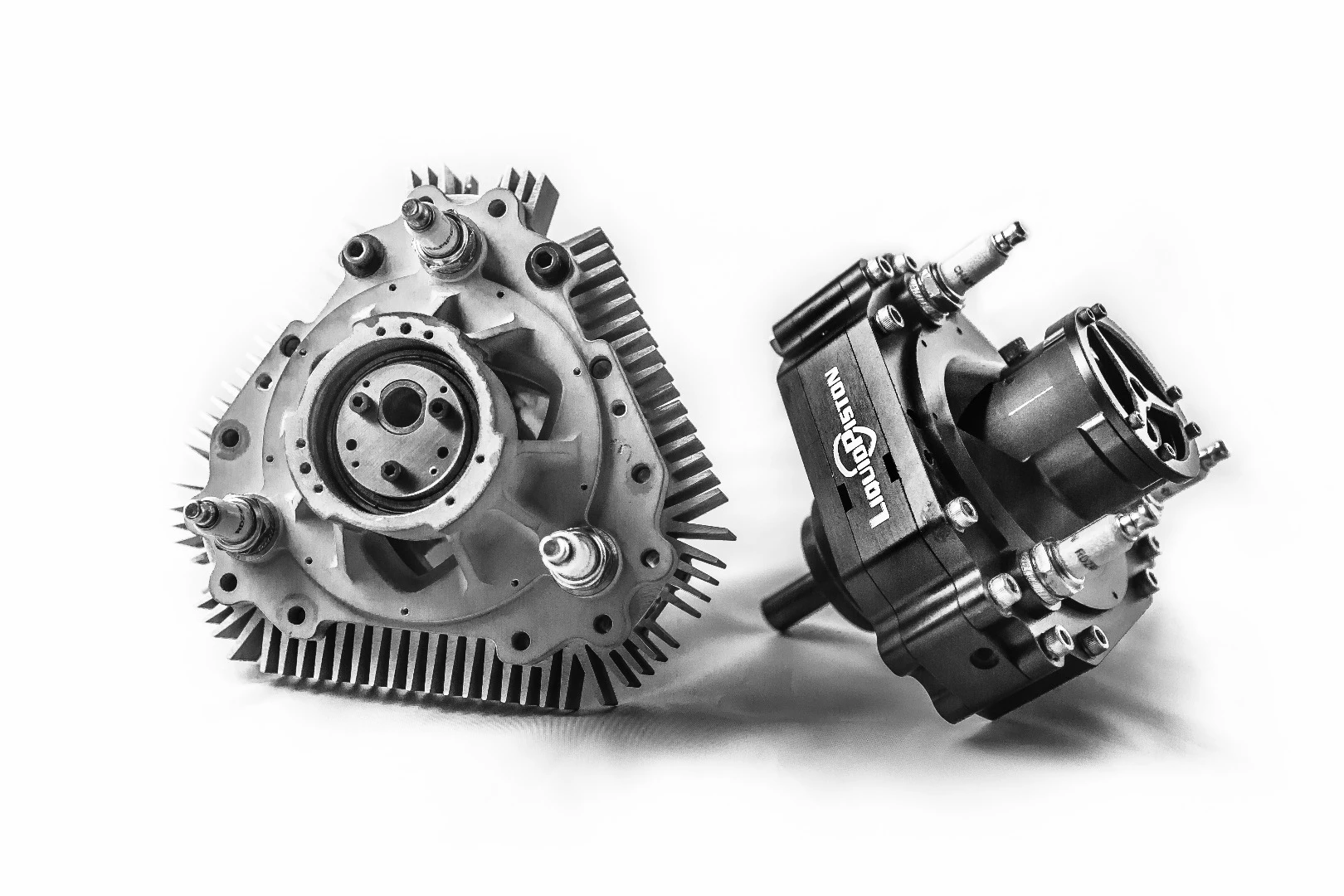 Front and side view of the X Engine in its Mini form. This rotary engine is scalable to over 1,000 horsepower