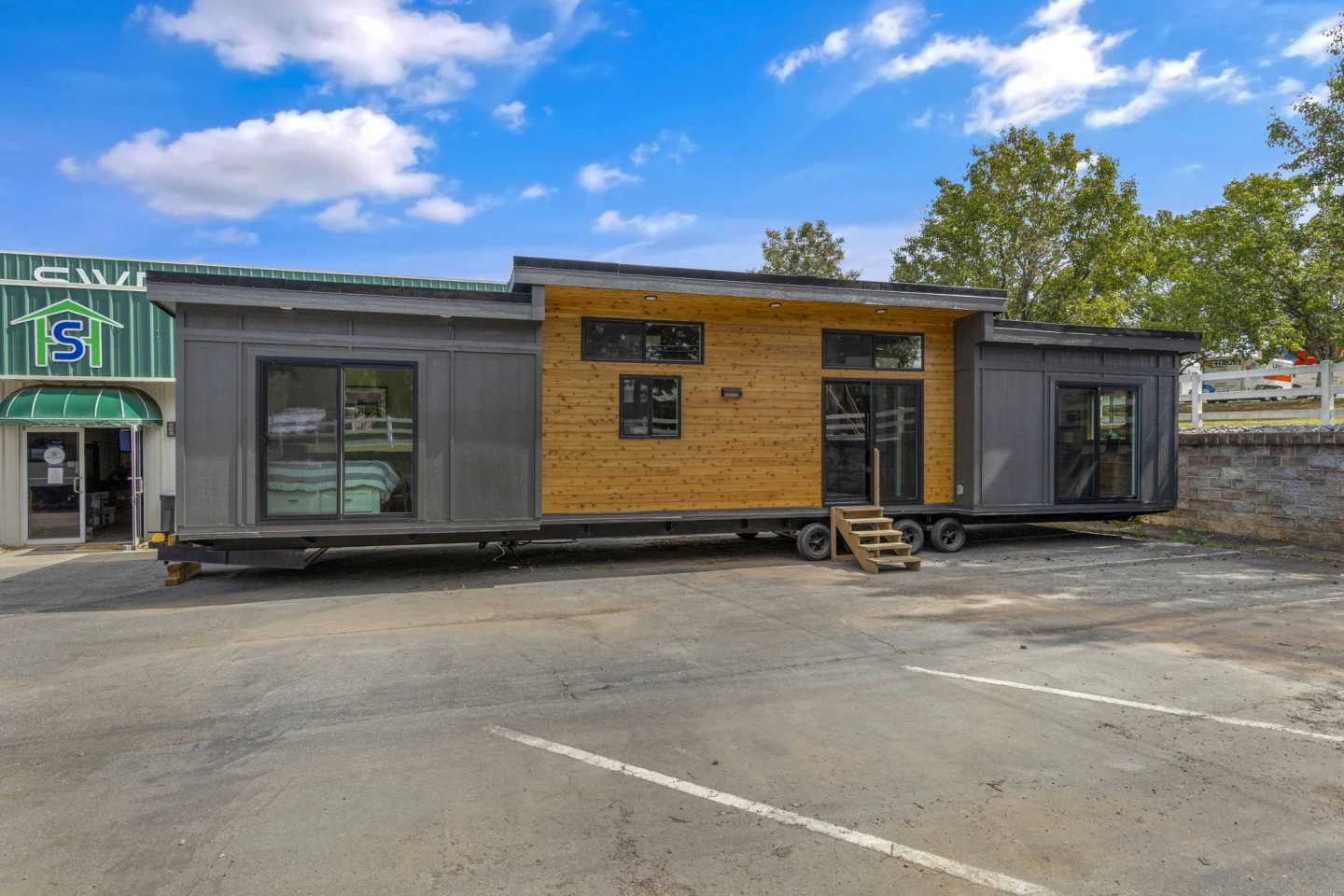 Acadia mocks the word tiny with two baths and a single-floor sprawl