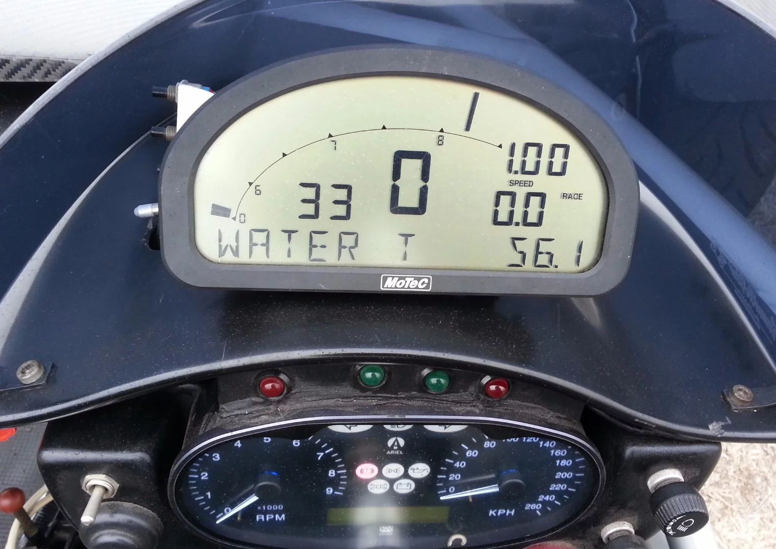 The JayDee Atom 600 information display