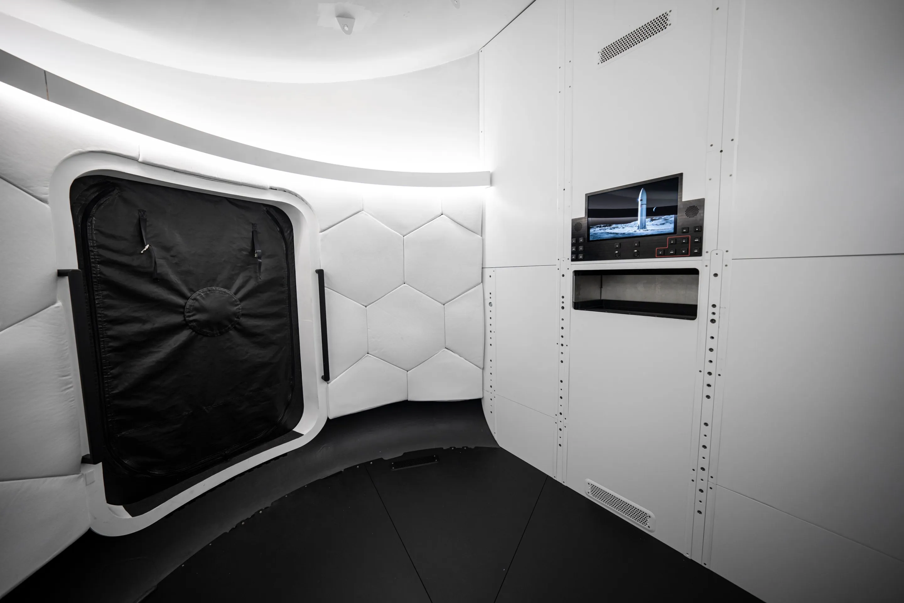 Spacelander Stairs SpaceX Simplifies Lunar Lander Plan for NASA Artemis