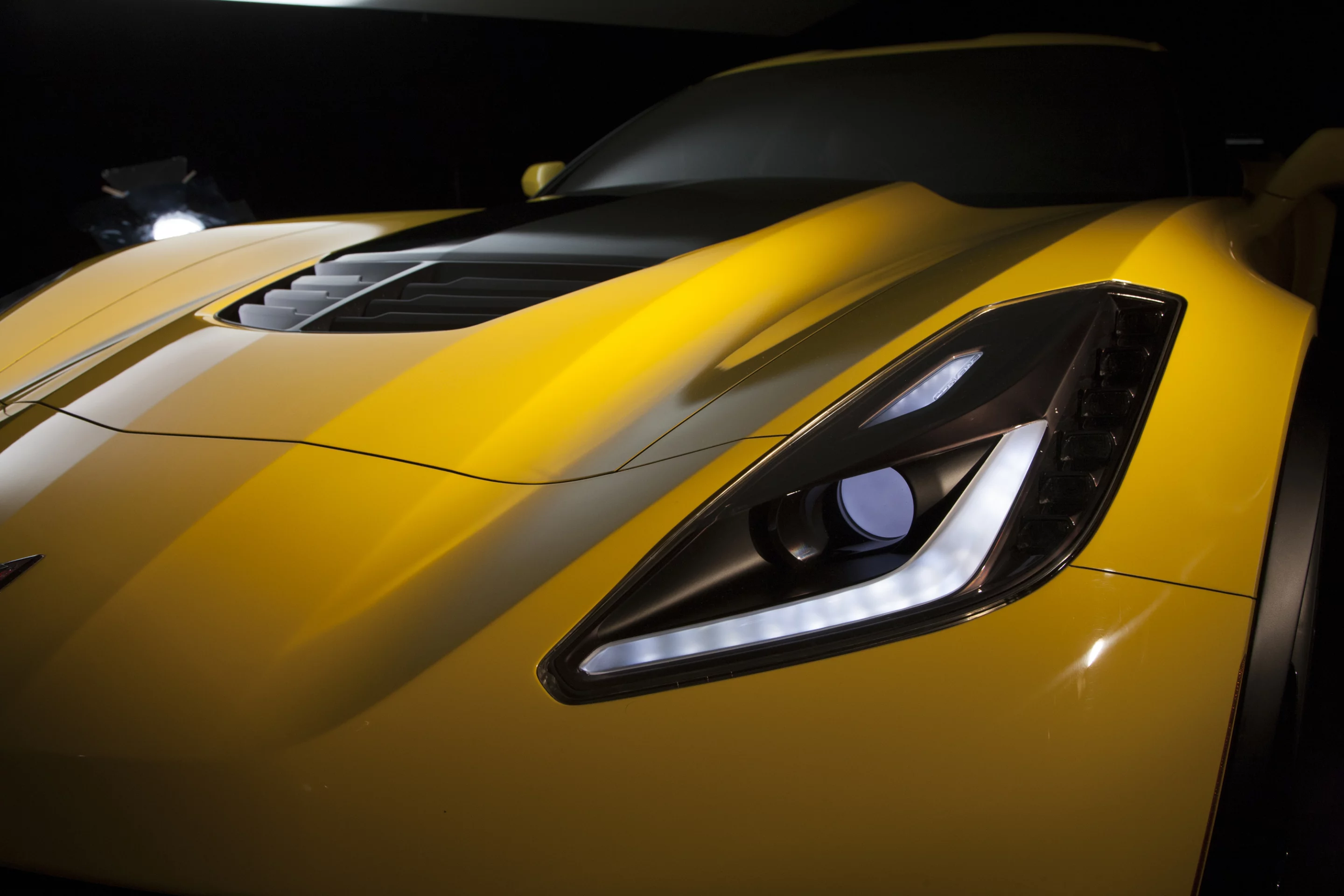 The Z06 takes a number of styling cues from the Stingray