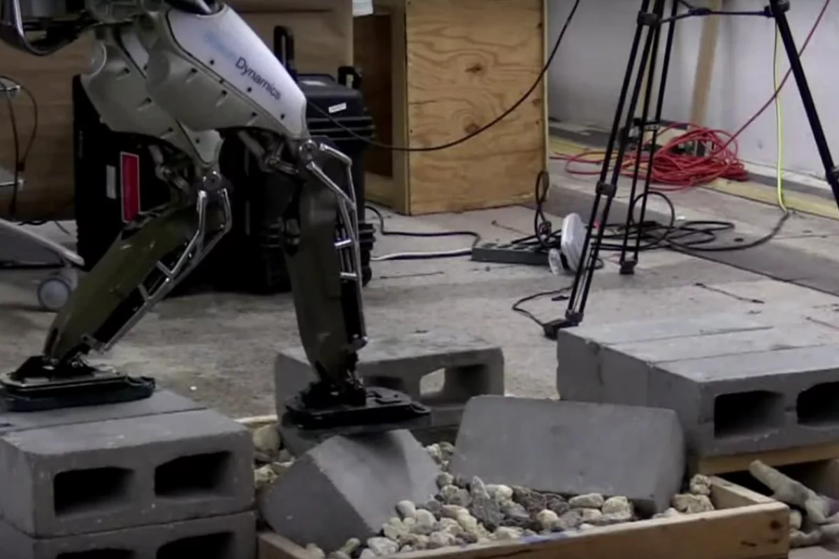 A new algorithm ensures steady footing for the Atlas robot
