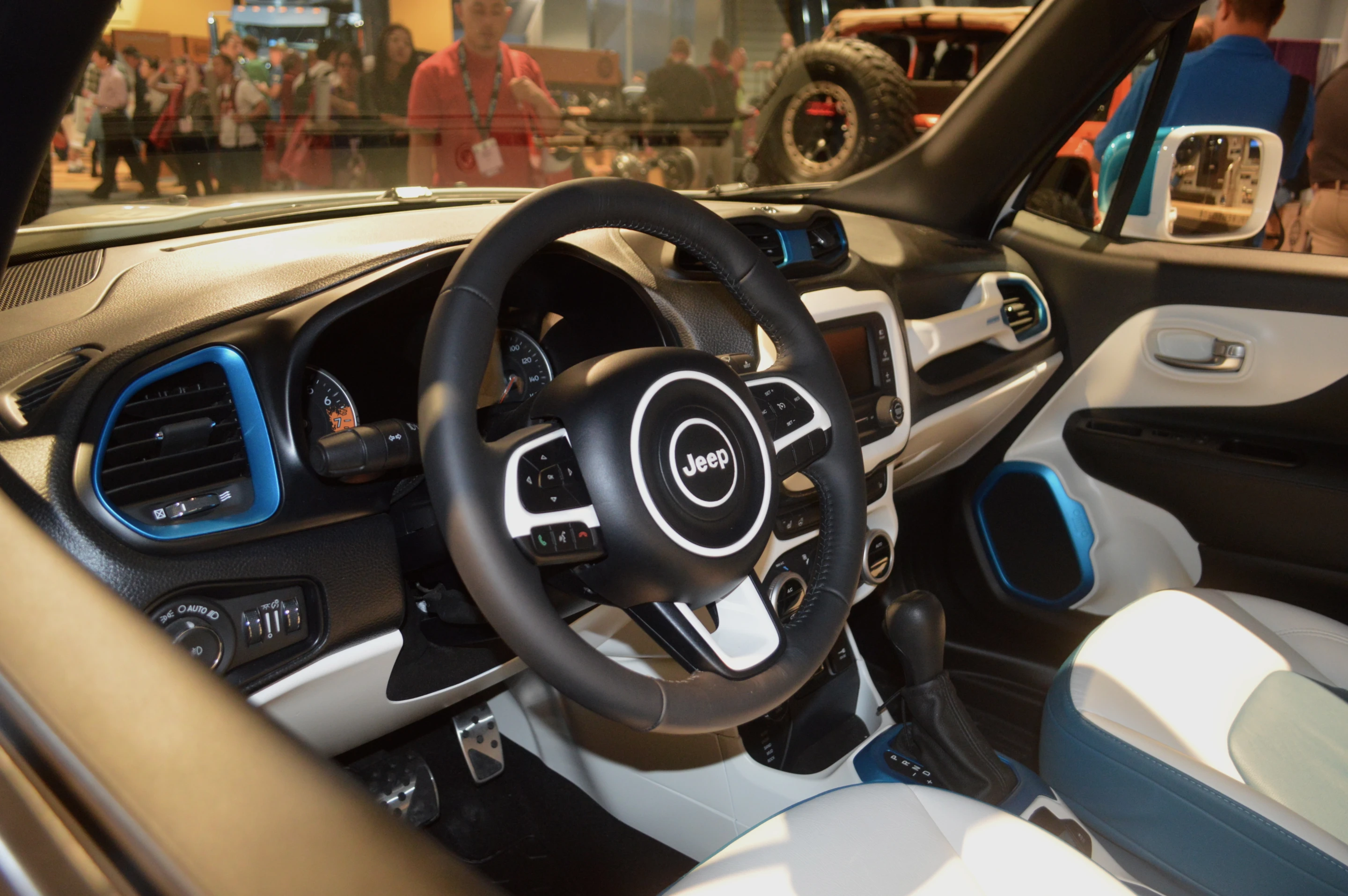 The icy color scheme continues inside the Renegade Frostbite (Photo: C.C. Weiss/Gizmag)