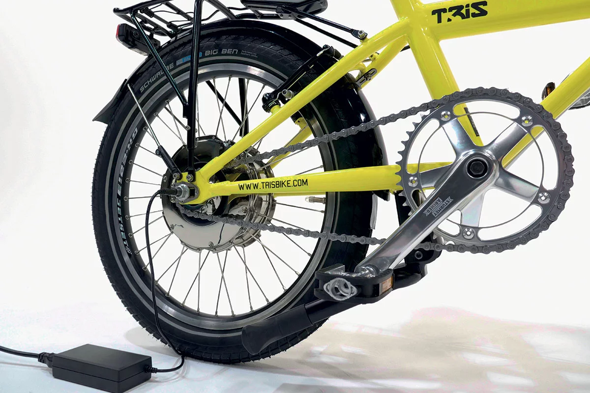 The Tris Bike can reportedly go up to 30 km (19 miles) on one three-hour charge of its battery
