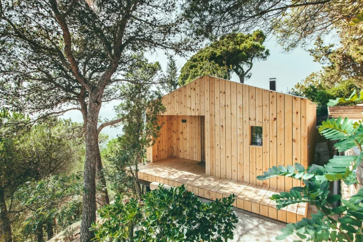 Wood Studio House is located in Sant Cugat, Spain